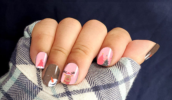 Chillin' with My Gnomies Nail Wrap