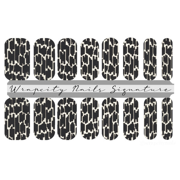 Faux Fashions - Crackle Signature Nail Wrap