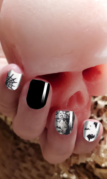 Glowing Blight Essence Nail Wrap