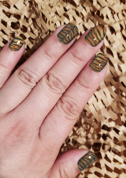 Hey There Tiger Prestige Nail Wrap