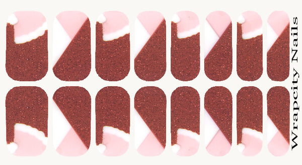 Kris Kringle Essence Nail Wrap