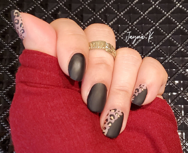 Matted Luxe Leopard Deluxe Nail Wrap