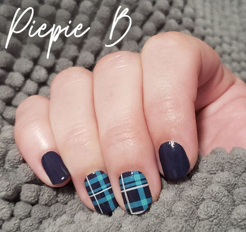 Scottish Kilt Savour Nail Wrap