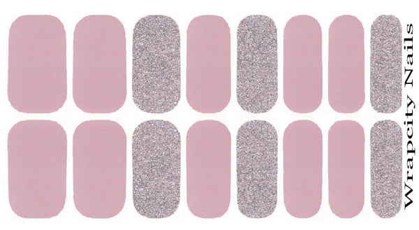 That's Glam Gorgeous Essence Nail Wrap