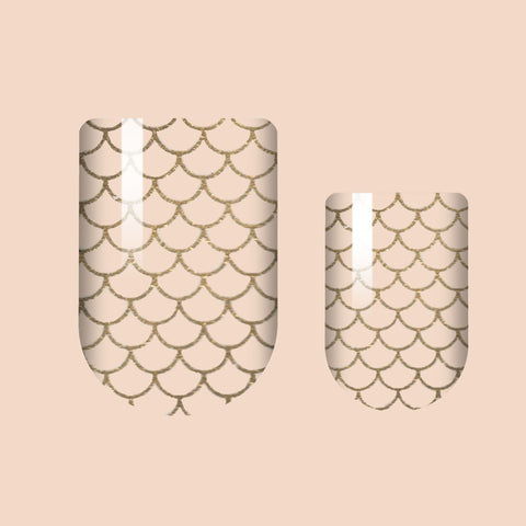 Golden Scales Nail Wrap