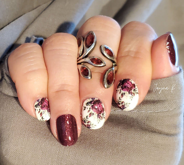 Gothic Glam Deluxe Nail Wrap